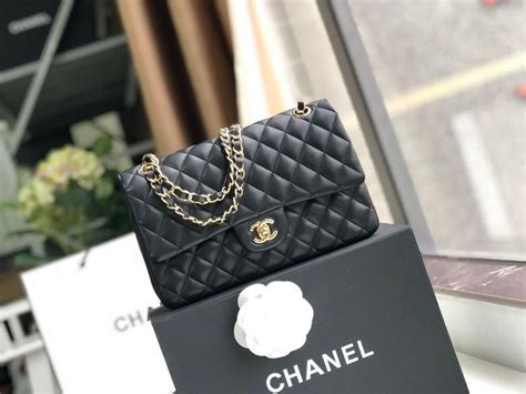 chanel flap bag organizer|Chanel 25cm flap bag.